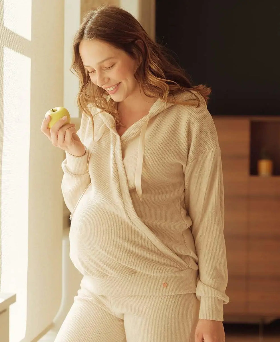 http://cachecoeur.us/cdn/shop/files/maternity-and-nursing-hoodie-sweet-home-oats-512_1200x1200.webp?v=1699286577