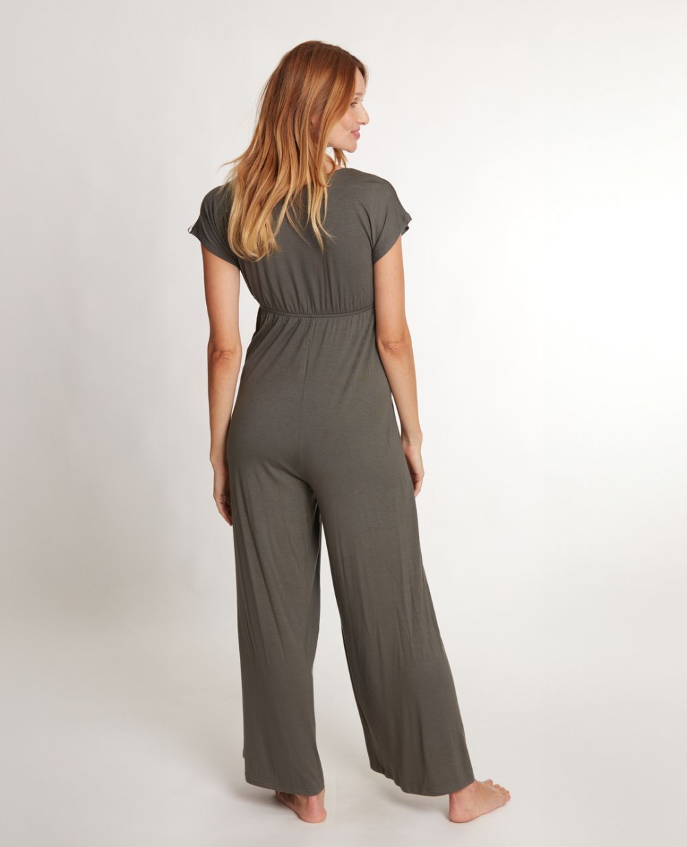 Combination of pregnancy and breastfeeding Origin khaki