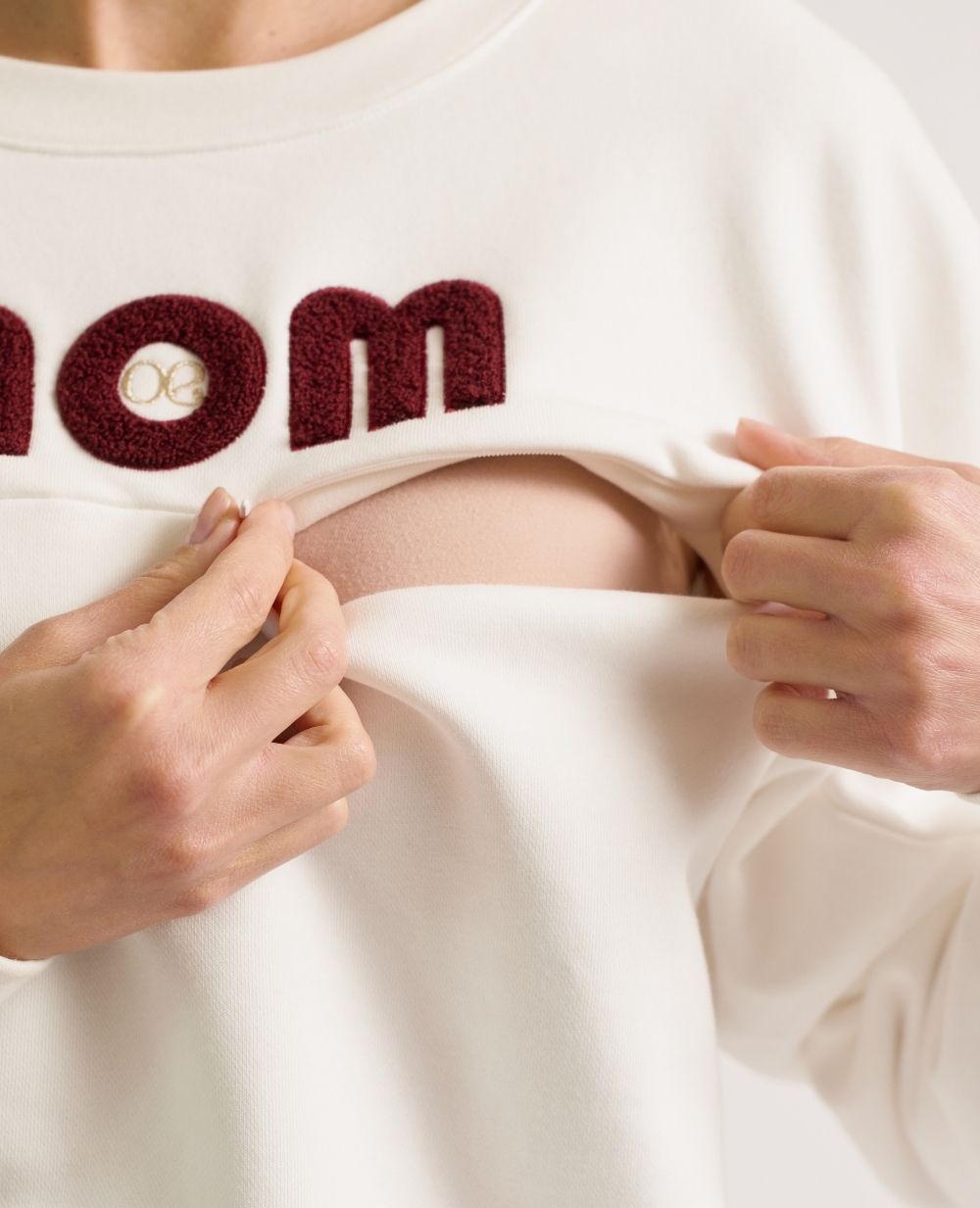 Nursing Sweatshirt Mom Ivory